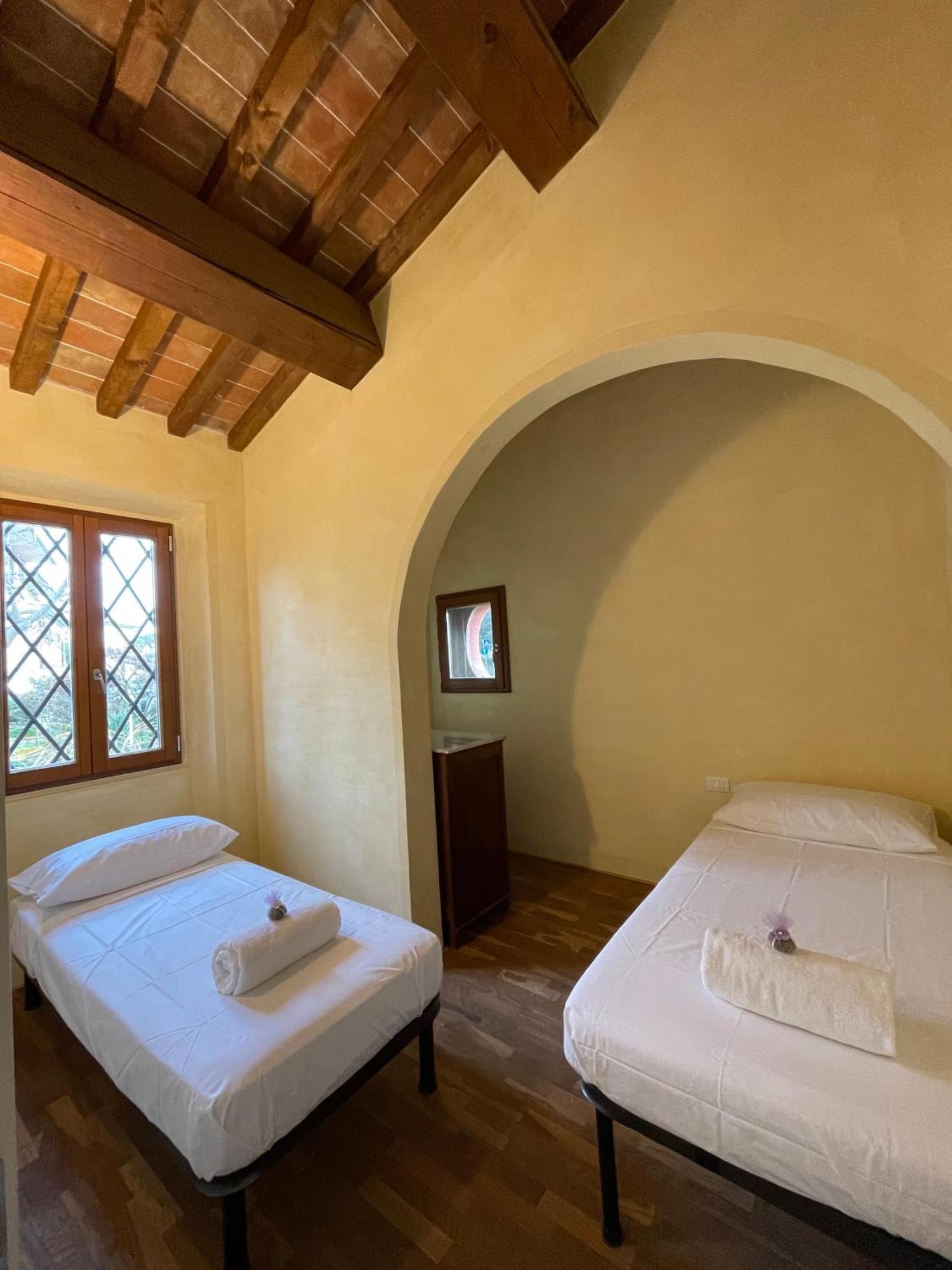 Casa Vacanze Le Due Torri 베이다 외부 사진