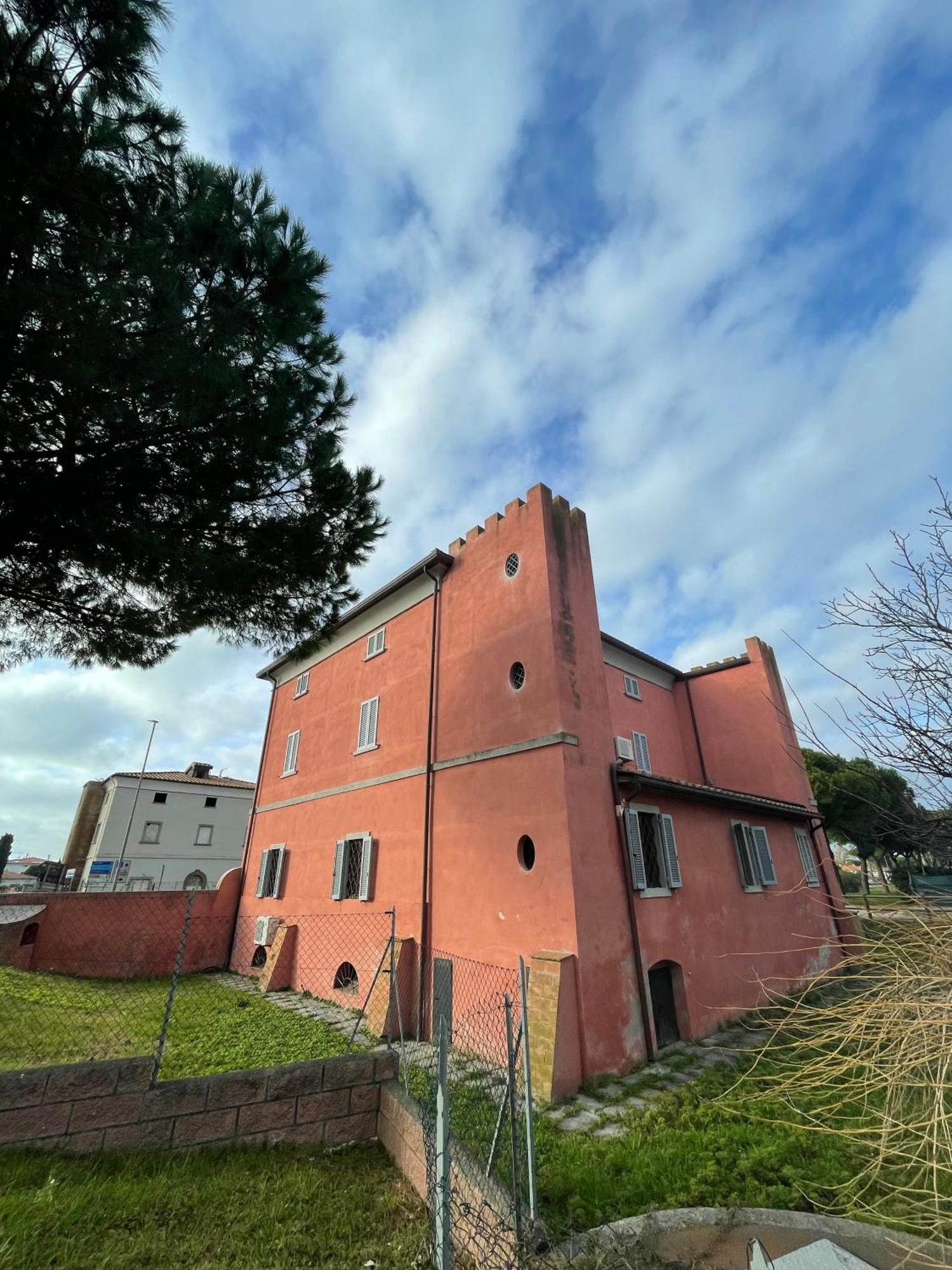 Casa Vacanze Le Due Torri 베이다 외부 사진